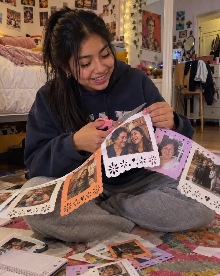 Joven preparando una guirnalda de recuerdos familiares